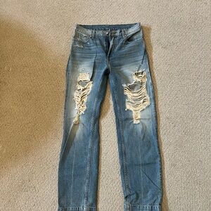 Tré Distressed Blue Jeans